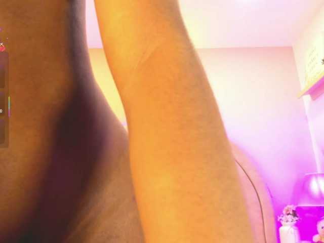 KikiiSweet live cam on BongaCams