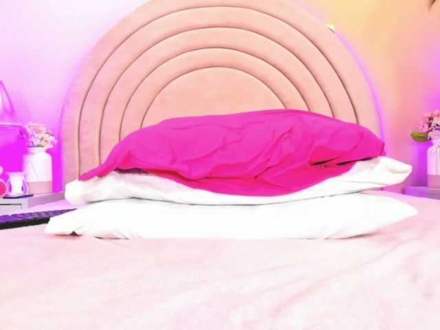 KikiiSweet live cam on BongaCams