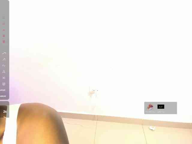 KikiiSweet webcam
