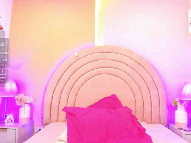 KikiiSweet webcam