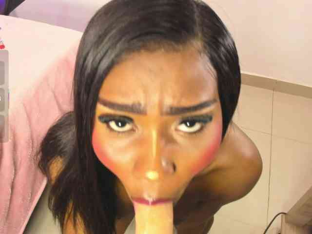 KikiiSweet webcam