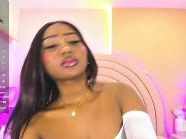 KikiiSweet webcam