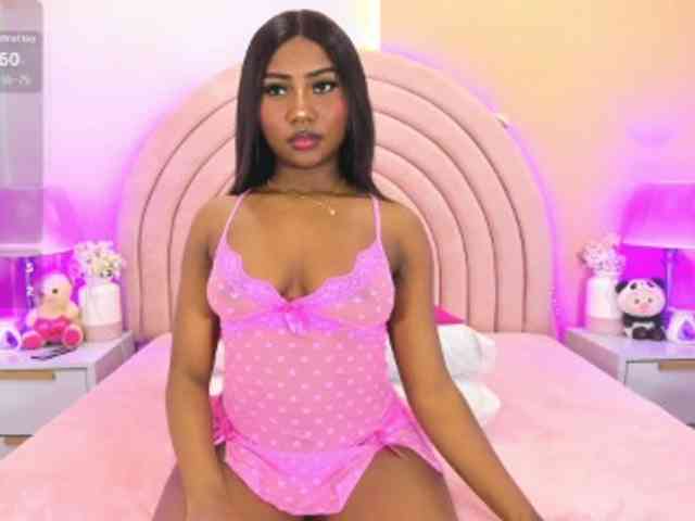 KikiiSweet webcam