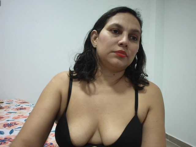 carlaantonelli live cam on BongaCams