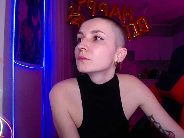 HopeFoxter's BongaCams show and profile