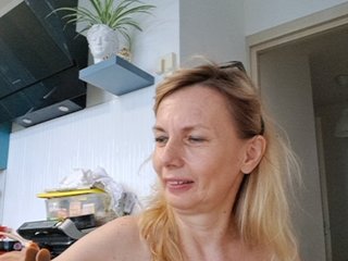 ShiningMILF