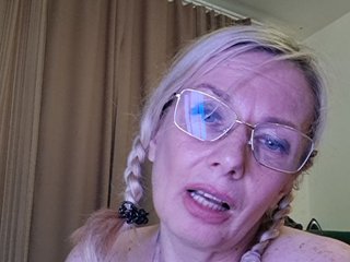 ShiningMILF