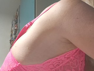 ShiningMILF Porn Show