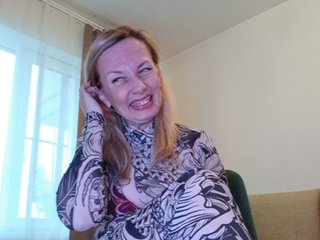 ShiningMILF Porn Show
