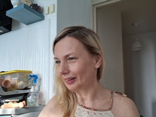 ShiningMILF
