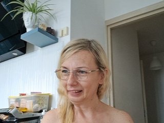 ShiningMILF