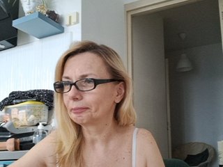 ShiningMILF