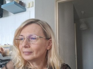 ShiningMILF