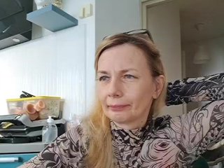 ShiningMILF