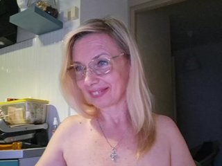 ShiningMILF Porn Show