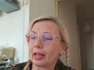 ShiningMILF