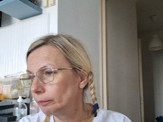 ShiningMILF Porn Show