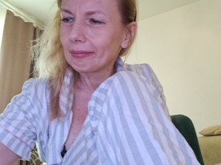 ShiningMILF Porn Show