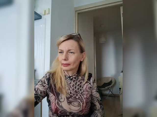 в попе у ShiningMILF