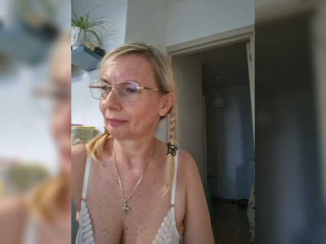 ShiningMILF