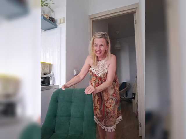 ShiningMILF live cam on BongaCams
