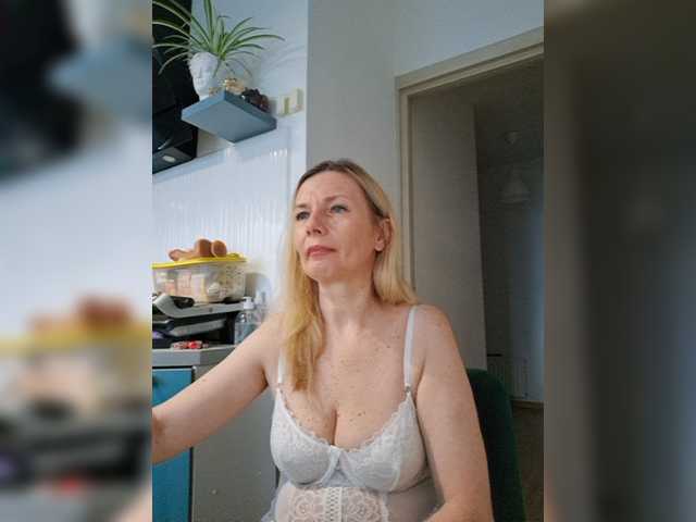 ShiningMILF