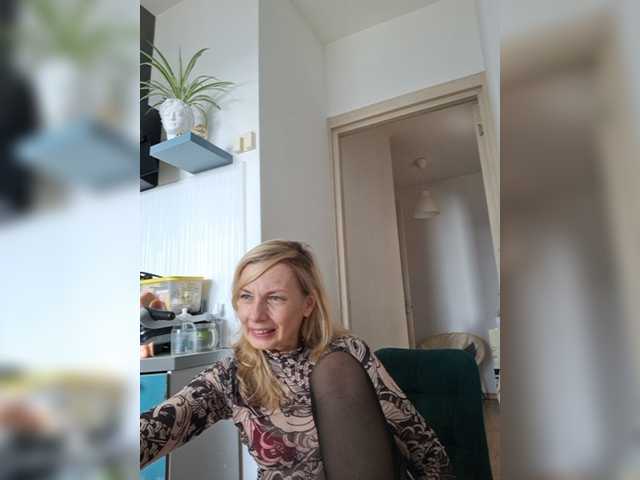 ShiningMILF