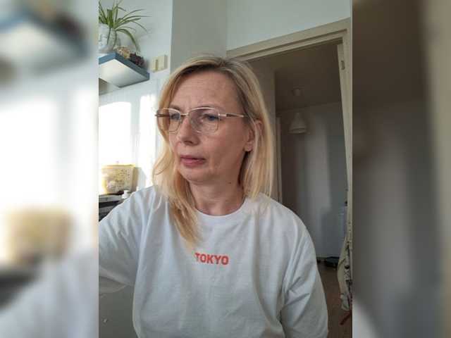 в попе у ShiningMILF