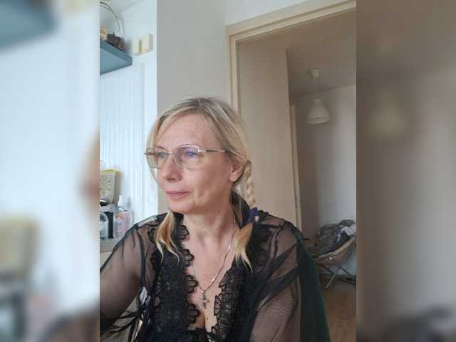 ShiningMILF