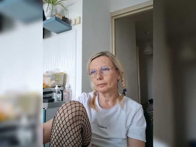 ShiningMILF