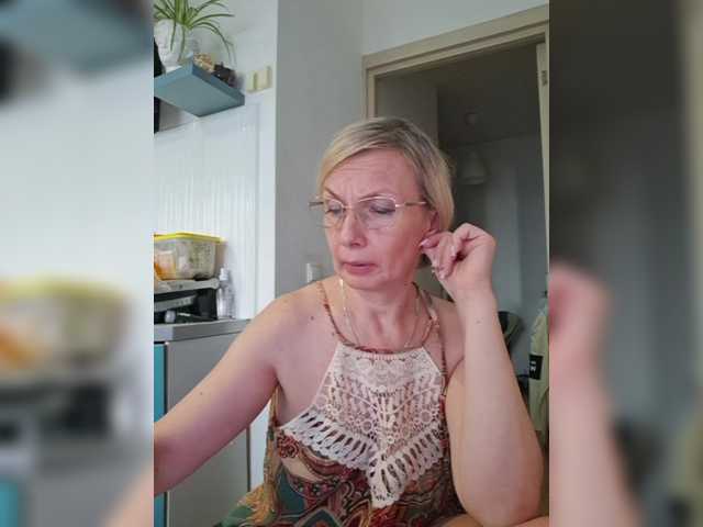 ShiningMILF