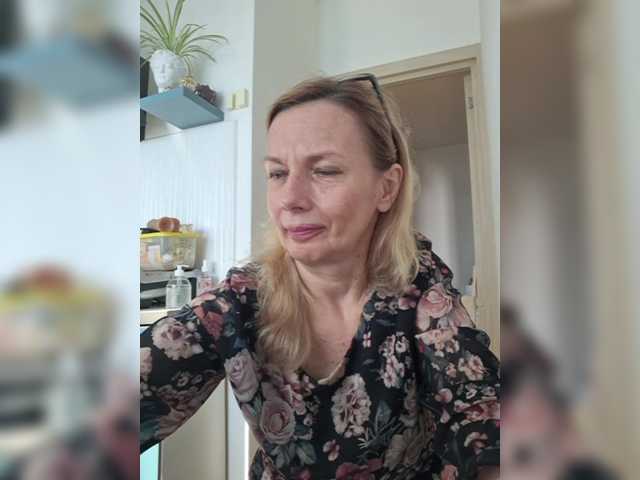 ShiningMILF