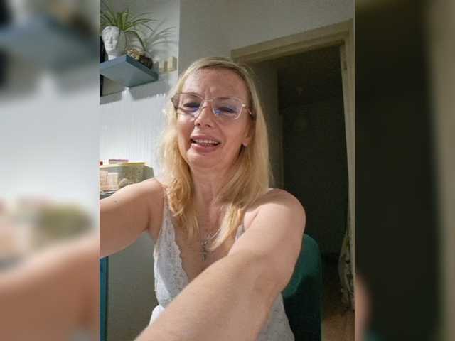 ShiningMILF
