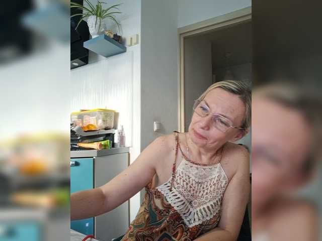 секс с ShiningMILF