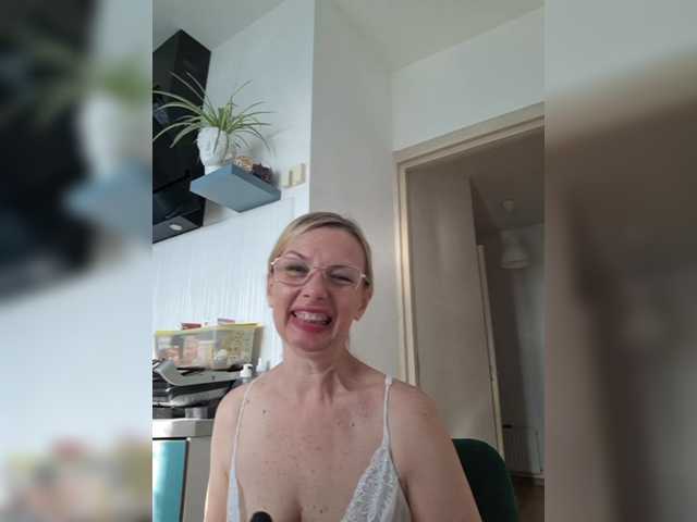 ShiningMILF