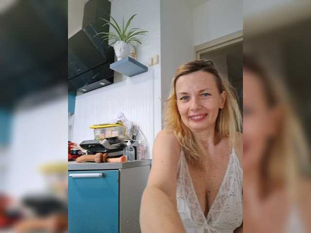ShiningMILF