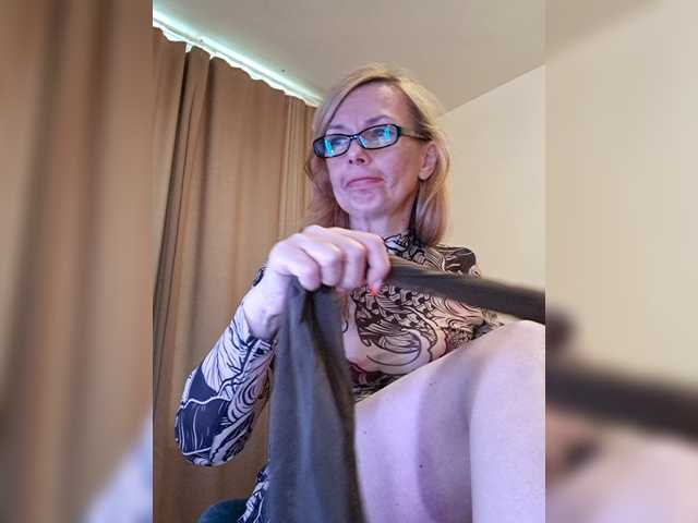 эросцена ShiningMILF