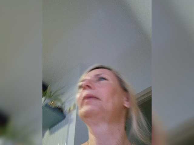 ShiningMILF