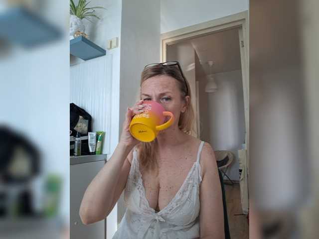 ShiningMILF