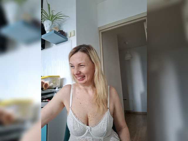 ShiningMILF