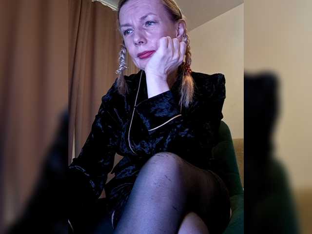  ShiningMILF chat room