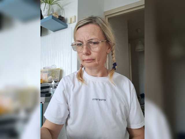ShiningMILF