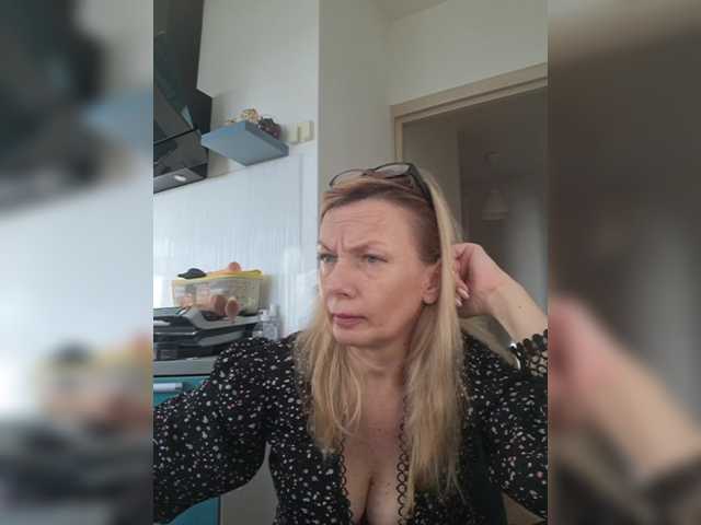 ShiningMILF