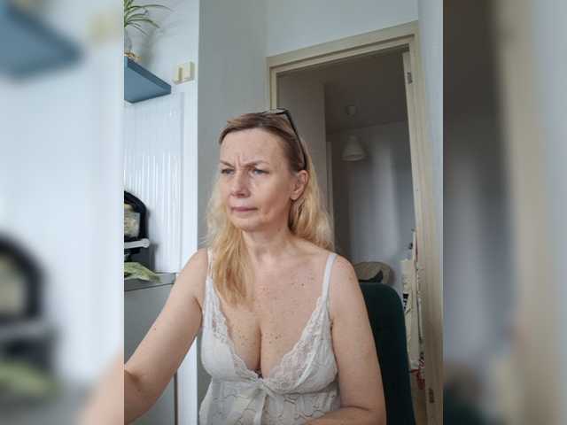 ShiningMILF
