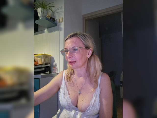 ShiningMILF