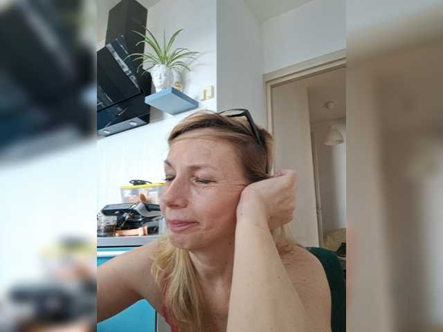 ShiningMILF