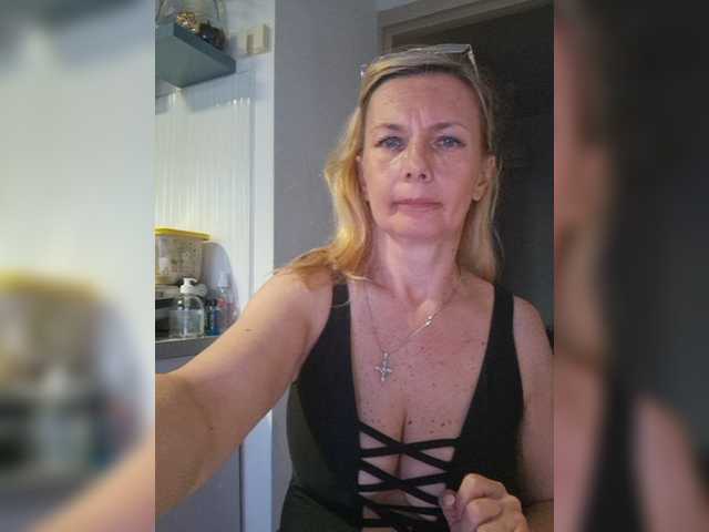 ShiningMILF