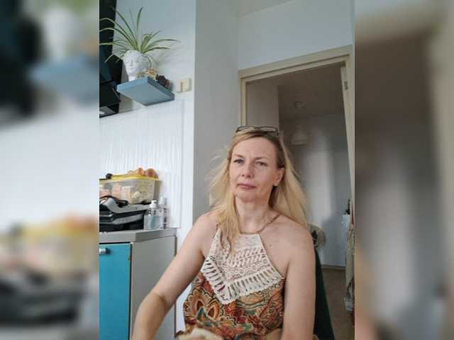 ShiningMILF