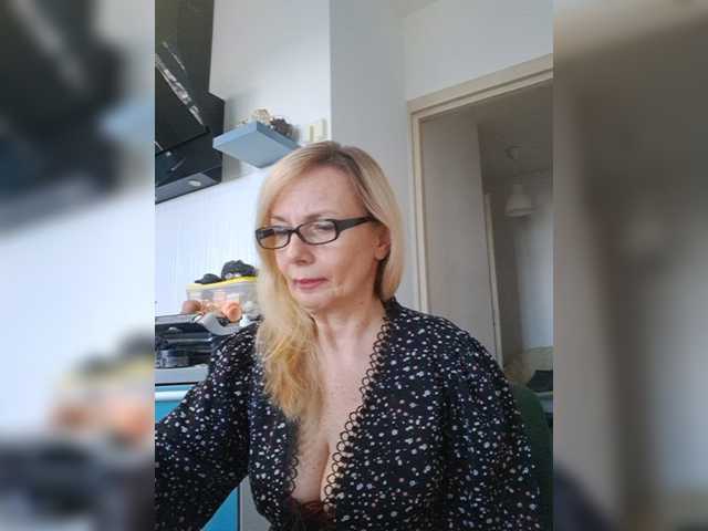 ShiningMILF