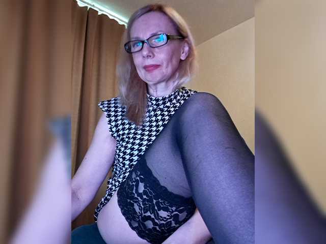  ShiningMILF chat room